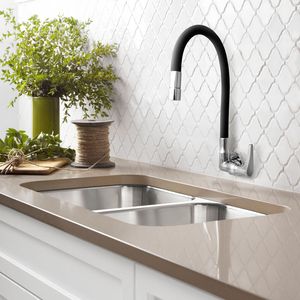 Llave lavadero pared pico flexible Portofino Vainsa